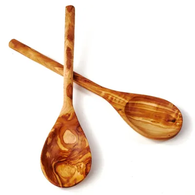 Kochlöffel aus Olivenholz – handgemacht, robust & einzigartig