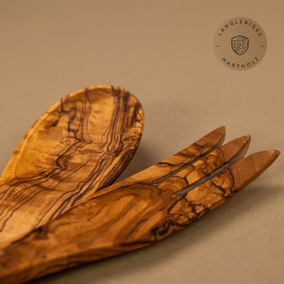 Salatbesteck aus Olivenholz: Nachhaltiger Genuss