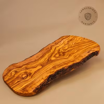 Brotzeitbrett Olivenholz | Rustikal im Naturschnitt