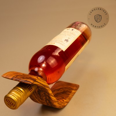 Flaschenhalter aus Olivenholz, S-förmig