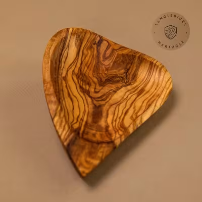 Olivenholz Schale in Herzform | das perfekte Geschenk