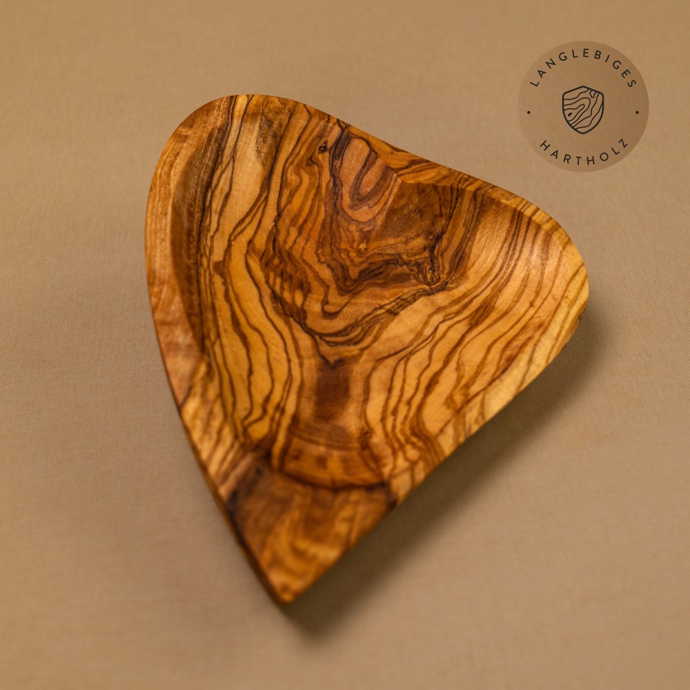 Olivenholz Schale in Herzform | das perfekte Geschenk