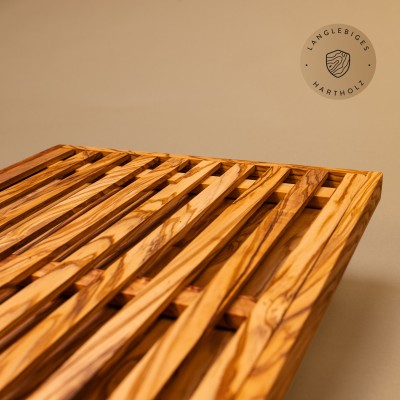 Brotschneidebrett aus Olivenholz mit Krümelrost | handgefertigt