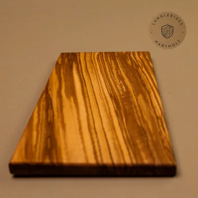 Klassisches Frühstücksbrett aus Olivenholz | Handarbeit vom Alpenrand