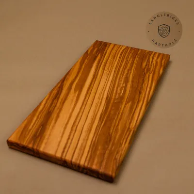 Klassisches Frühstücksbrett aus Olivenholz | Handarbeit vom Alpenrand