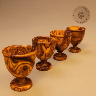 4er-Set Eierbecher aus Olivenholz – klassisch & naturbelassen | handgefertigt