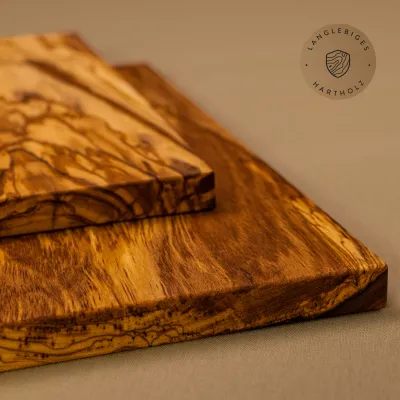 Klassisches Frühstücksbrett aus Olivenholz | Handarbeit vom Alpenrand