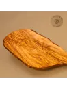 Servierbrett aus Olivenholz | Naturschnitt mit Griff & Rinde