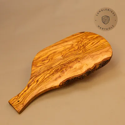 Servierbrett aus Olivenholz | Naturschnitt mit Griff & Rinde