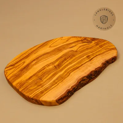 Brotzeitbrett Olivenholz | Rustikal im Naturschnitt