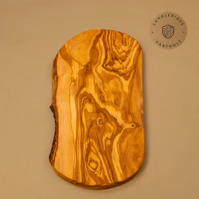 Brotzeitbrett Olivenholz | Rustikal im Naturschnitt