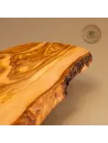 Brotzeitbrett Olivenholz | Rustikal im Naturschnitt