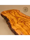 Brotzeitbrett Olivenholz | Rustikal im Naturschnitt
