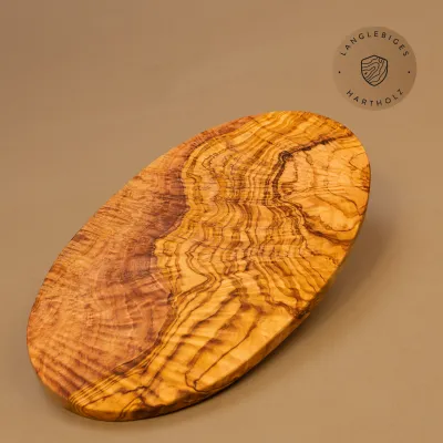 Ovales Frühstücksbrett Olivenholz | geschmeidig & handgemacht