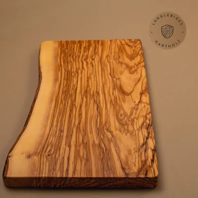 Schneidebrett Olivenholz | mit Naturkante | in 8 Größen
