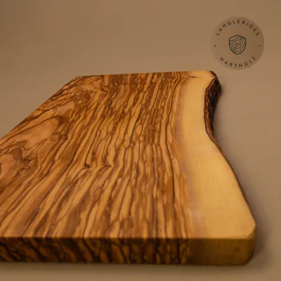 Schneidebrett Olivenholz | mit Naturkante | in 8 Größen