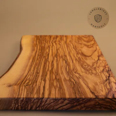 Schneidebrett Olivenholz | mit Naturkante | in 8 Größen