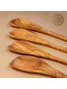 Olivenholz Kochlöffel mit Mulde & Ecke – vielseitig & robust