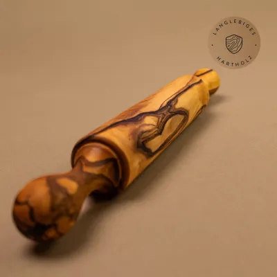 Nudelholz aus Olivenholz – traditionell, massiv & handgemacht