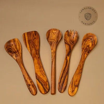 5er Set bestehend aus Salatbesteck, Pfannenwender, Kochlöffel und Löffel mit Mulde /Ecke