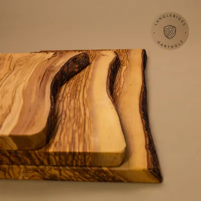 Schneidebrett Olivenholz | mit Naturkante | in 8 Größen