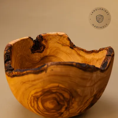 Große Salatschale aus Olivenholz mit Naturrand rustikal naturbelassen