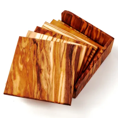 Eckige Untersetzer aus Olivenholz | Modern & handgefertigt