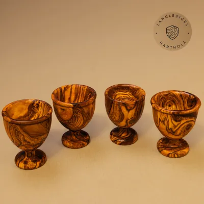4er-Set Eierbecher aus Olivenholz – klassisch & naturbelassen | handgefertigt