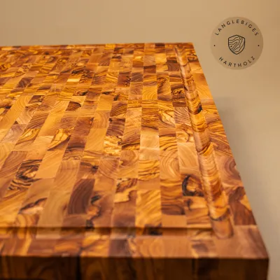 Premium Schneidebrett aus Olivenholz | Stirnholz Mosaik | Handarbeit
