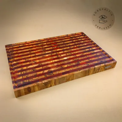 Massives Olivenholz Stirnholz Schneidebrett mit Saftrille | zweifarbig