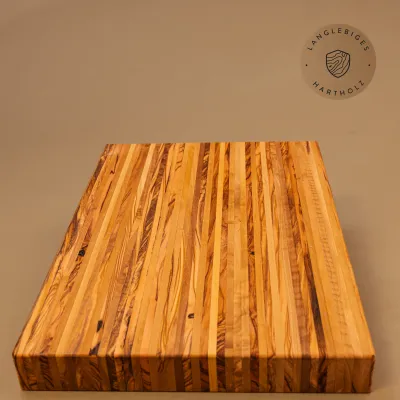 Massives Schneidebrett aus Olivenholz | Qualität aus Handarbeit