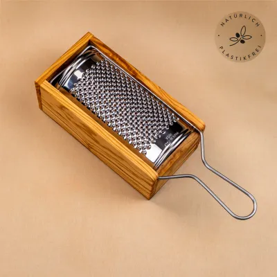 Parmesanreibe mit Box