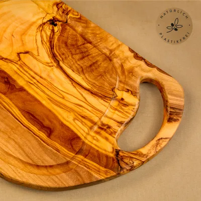 Steakbrett aus Olivenholz | Naturschnitt mit Saftrille & Henkel 