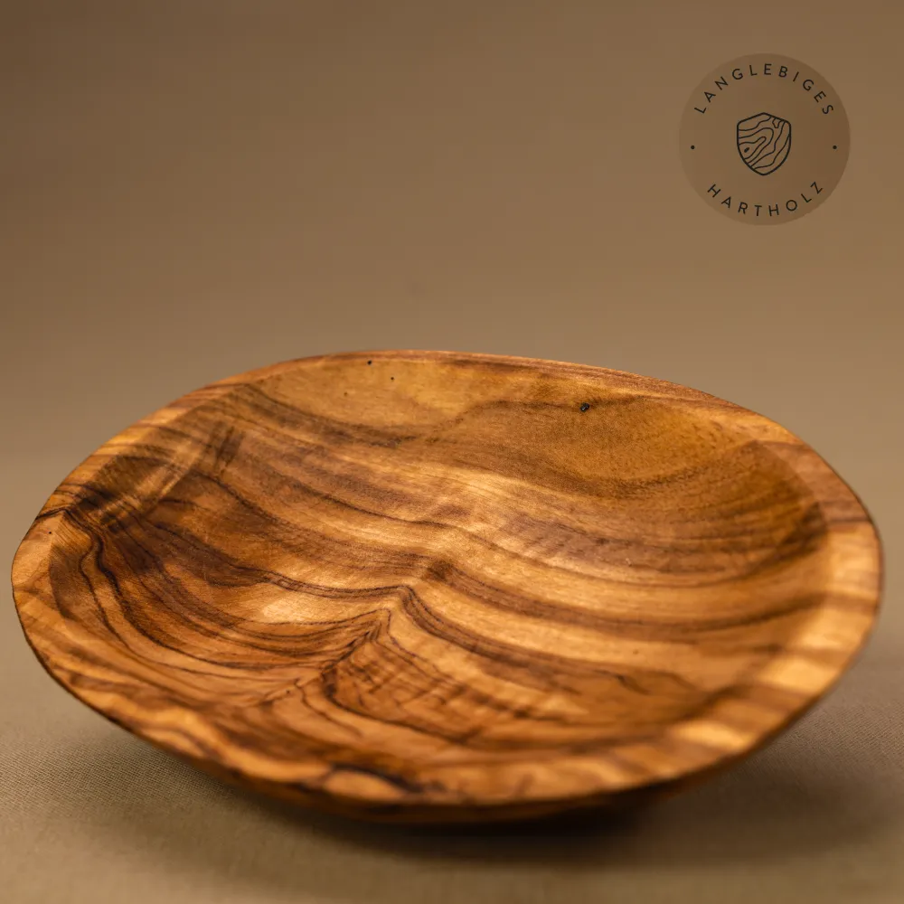 Olivenholz Schälchen oval mit glattem Rand | zeitlos & handgemacht
