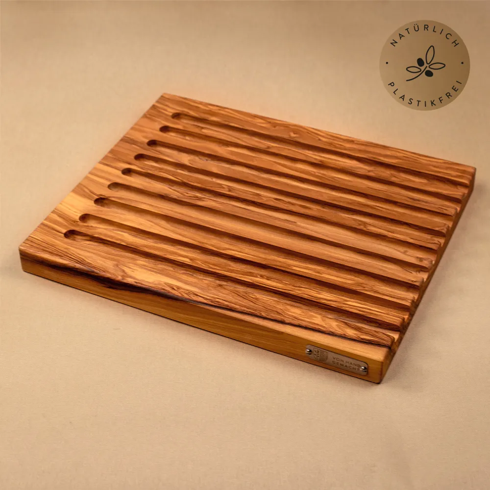 Brotschneidebrett mit Rillen aus Olivenholz | massiv & handgefertigt