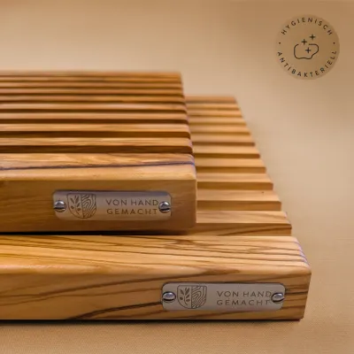 Brotschneidebrett mit Rillen aus Olivenholz | massiv & handgefertigt