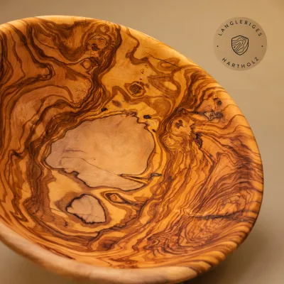 Salatschale aus Olivenholz | handgefertigt & einzigartig