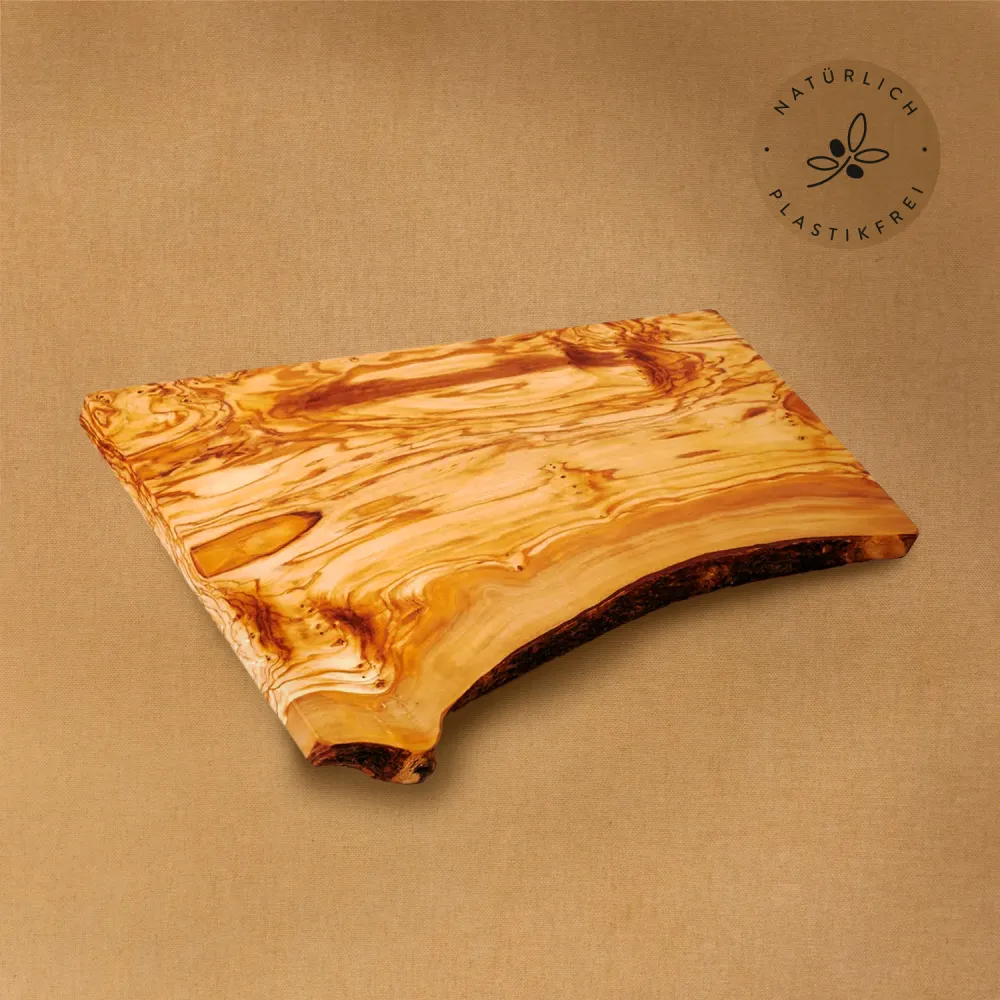 Schneidebrett Olivenholz mit Naturkante & Loch | massiv